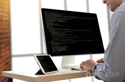 工作筆記本計(jì)算機(jī)移動(dòng)應(yīng)用軟件的開發(fā)人員團(tuán)隊(duì) 軟件開發(fā)的關(guān)鍵要素